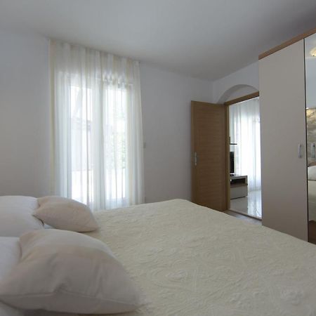 Apartmani Didovo Imanje Spalato Esterno foto