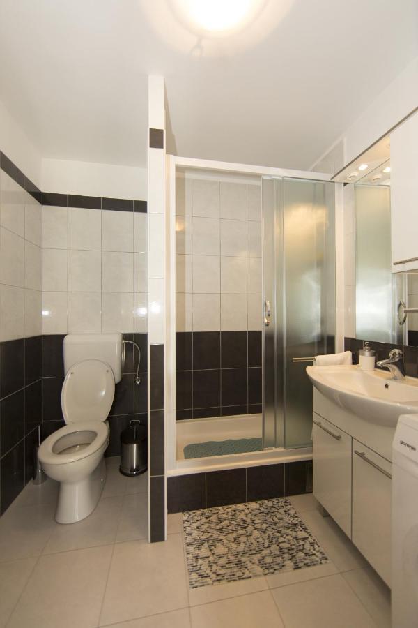 Apartmani Didovo Imanje Spalato Esterno foto