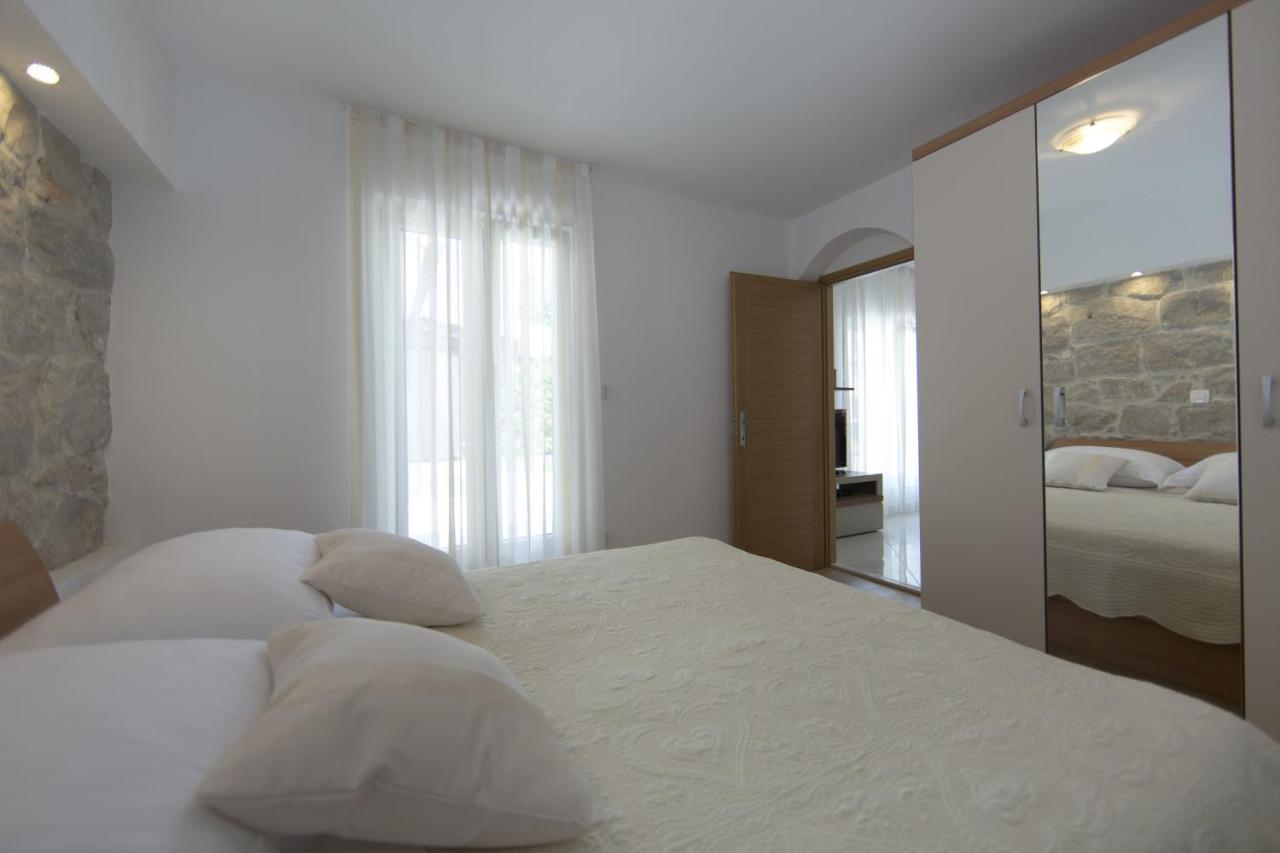 Apartmani Didovo Imanje Spalato Esterno foto