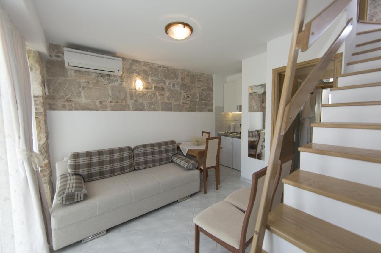 Apartmani Didovo Imanje Spalato Esterno foto