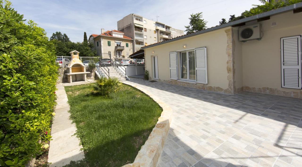Apartmani Didovo Imanje Spalato Esterno foto